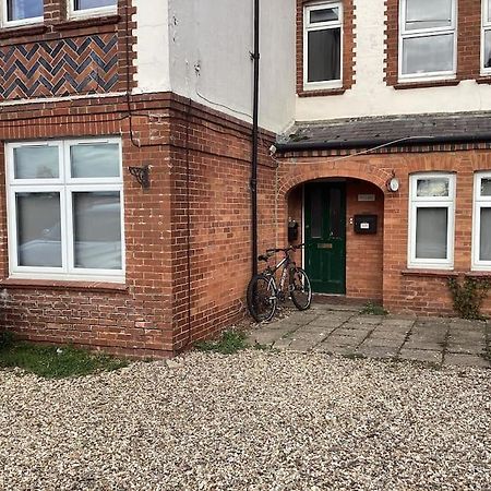 Ludgershall  Two Bedroom, Off-Road Parking מראה חיצוני תמונה