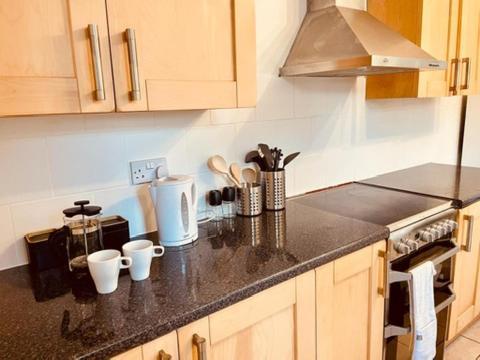 Ludgershall  Two Bedroom, Off-Road Parking מראה חיצוני תמונה